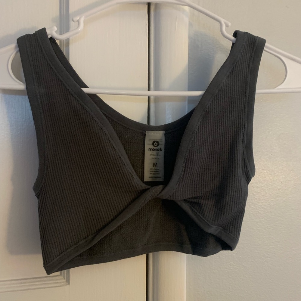 size medium crop top